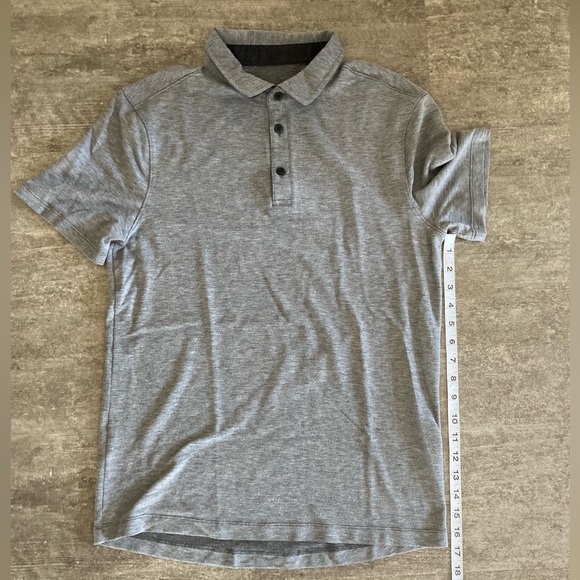 Lululemon Evolution Polo - See Measurements - Picture 3 of 8